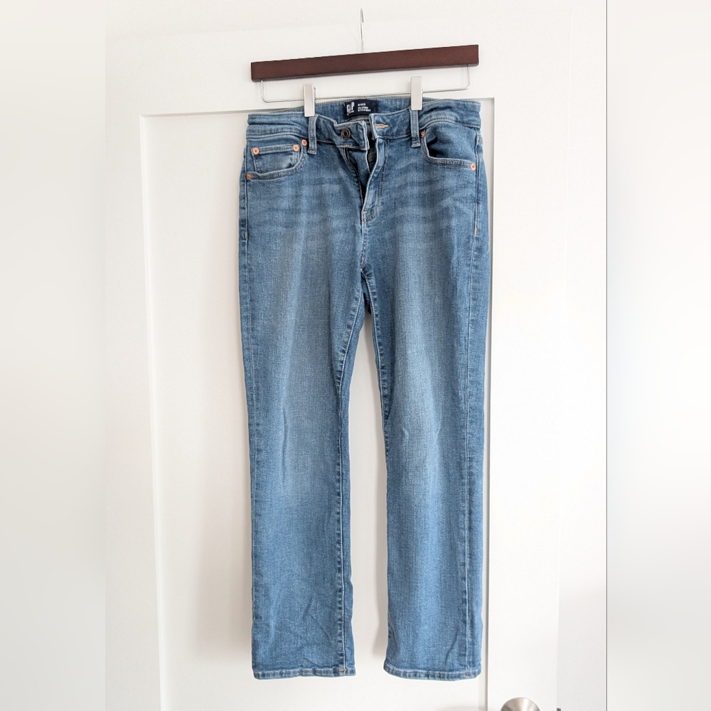 GAP Women's Classic Blue Straight Leg Jeans